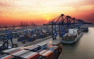 2017年環(huán)渤海港口累計(jì)煤炭吞吐量6.77億噸 增13%