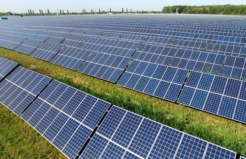 烏克蘭建造太陽能發(fā)電廠，將為1000個家庭提供電力