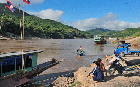 盡管老撾要求停止新的水電項目，但開發商仍在向大壩前進