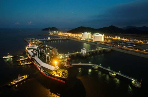 俄羅斯的薩哈林能源公司停止了一條液化天然氣生產線