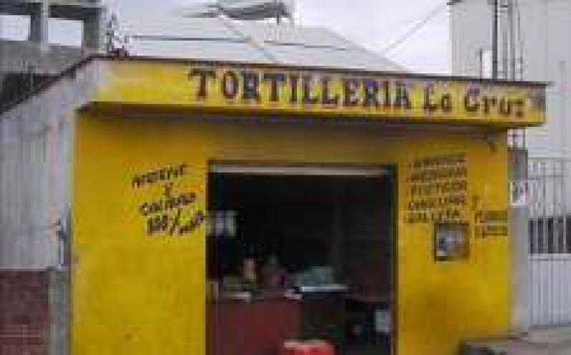 太陽熱量設施為玉米餅設施提供能量在普埃布拉