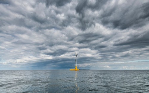 法國第一臺漂浮式海上風(fēng)力發(fā)電機上線