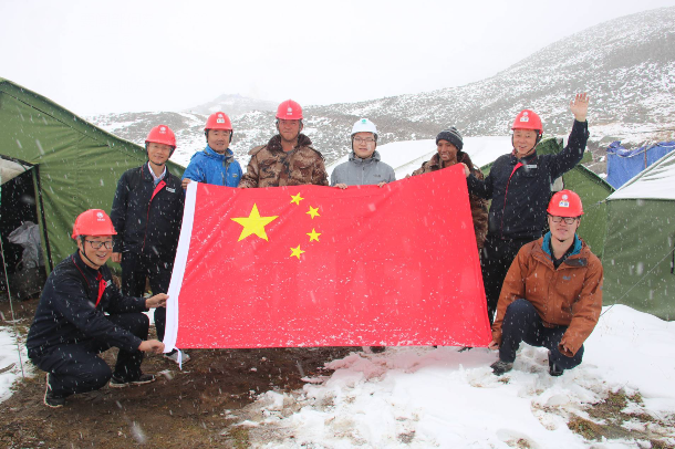 助力阿壩電網(wǎng)建設(shè) 電力員工抓緊推進(jìn)馬爾康工程建設(shè)