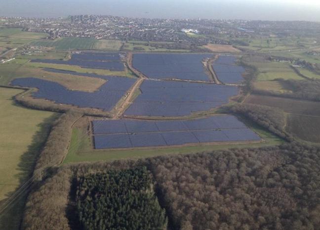 馬來(lái)西亞金務(wù)大與Gentari攜手 共拓1.5千兆瓦可再生能源