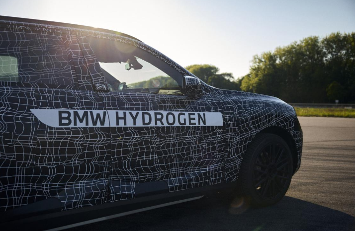 寶馬X5首次向全球市場提供氫燃料電池動力系統(tǒng)選項(xiàng)