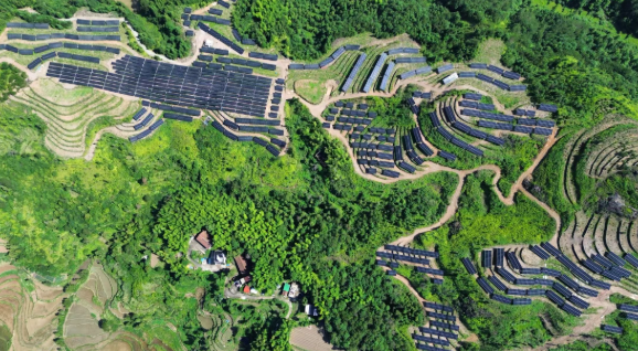 文成縣農(nóng)光互補光伏發(fā)電項目全容量并網(wǎng)發(fā)電