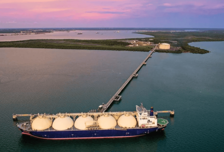 澳大利亞桑托斯公司巴羅薩天然氣項(xiàng)目首批液化天然氣啟運(yùn)日本