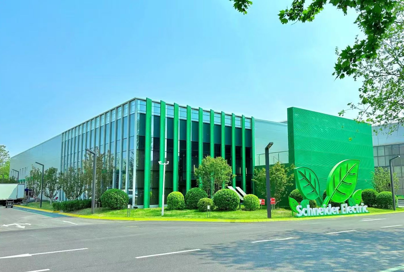 施耐德電氣尹正： 綠色設計是可持續發展的“始發站”